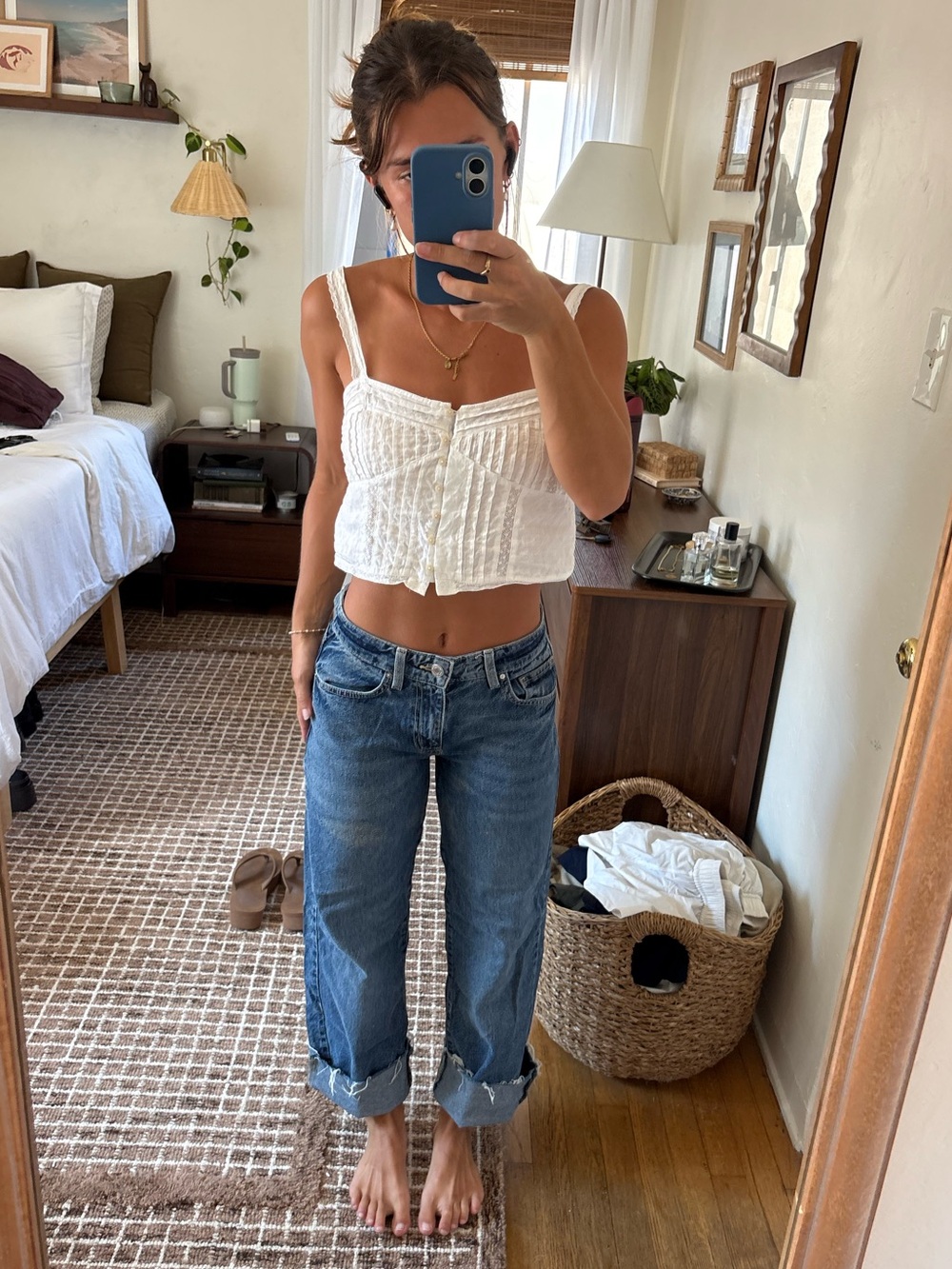 Classic low rise right leg jeans cotton on